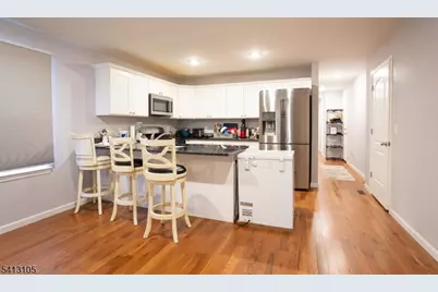 203 Schuyler Ave, Newark, NJ 07112 - Photo 9