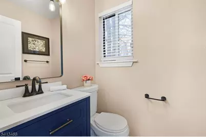 13 Chestnut Ct, High Bridge, NJ 08829 - Photo 11