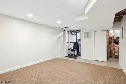 9 Kingsberry Dr, Franklin Township, NJ 08873 - Photo 17