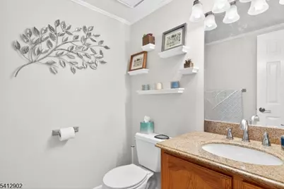 9 Kingsberry Dr, Franklin Township, NJ 08873 - Photo 15