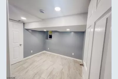 413 S 16th St, Newark, NJ 07103 - Photo 37