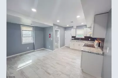 413 S 16th St, Newark, NJ 07103 - Photo 11