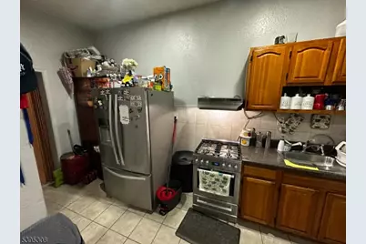 366 Summer Ave, Newark, NJ 07104 - Photo 9