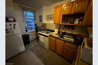 366 Summer Ave, Newark, NJ 07104 - Photo 5