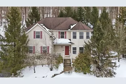 9 Poplar Ct, Allamuchy Township, NJ 07840 - Photo 3