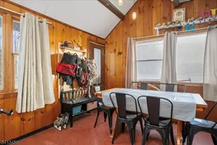 407 Diggles Pl, Vernon, NJ 07422 - Photo 5