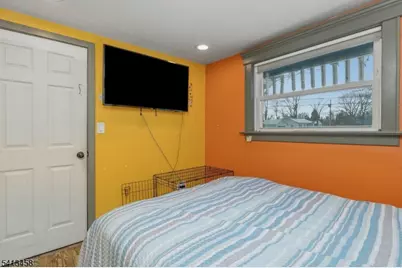 407 Diggles Pl, Vernon, NJ 07422 - Photo 17