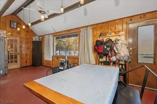 407 Diggles Pl, Vernon, NJ 07422 - Photo 7