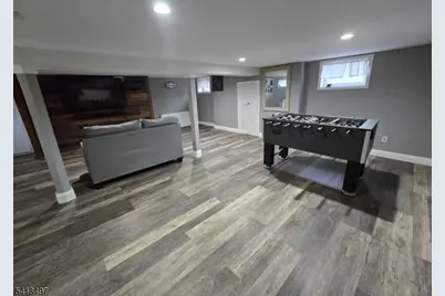 109 Bradley Ave, Bergenfield, NJ 07621 - Photo 15