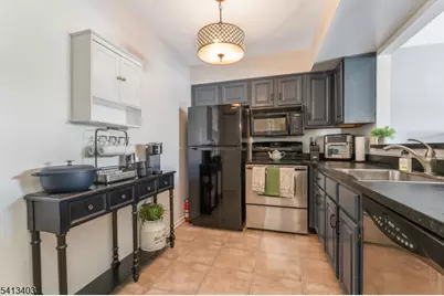 95 Huckleberry Ct, Readington, NJ 08887 - Photo 9