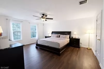 8 Swing Bridge Ln, South Bound Brook Boro, NJ 08880 - Photo 3