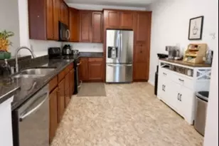 8 Swing Bridge Ln, South Bound Brook Boro, NJ 08880 - Photo 7