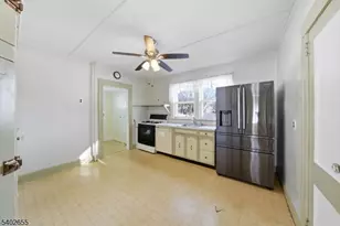 249 Parish Dr, Wayne, NJ 07470 - Photo 11