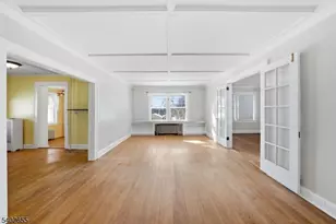 249 Parish Dr, Wayne, NJ 07470 - Photo 7