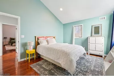 19 Skyline Dr, West Orange Township, NJ 07052 - Photo 35