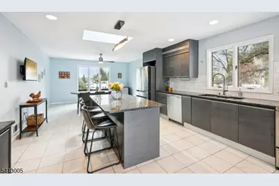 19 Skyline Dr, West Orange Township, NJ 07052 - Photo 19