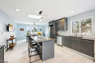 19 Skyline Dr, West Orange Township, NJ 07052 - Photo 19