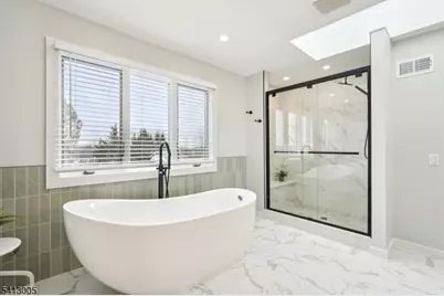 19 Skyline Dr, West Orange Township, NJ 07052 - Photo 29