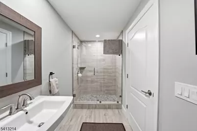 71 Halina Ln, Butler, NJ 07405 - Photo 9