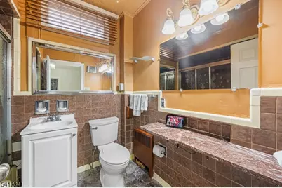 167 Orange Ave, Irvington, NJ 07111 - Photo 15