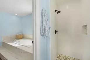 31 Warren Cutting, Chester, NJ 07930 - Photo 23