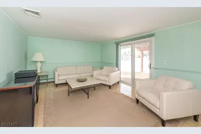 4 Brookside Ct, Parsippany, NJ 07054 - Photo 15