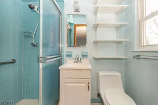 4 Brookside Ct, Parsippany, NJ 07054 - Photo 11