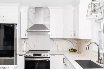 654 Succasunna Rd, Mount Arlington, NJ 07850 - Photo 1