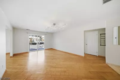 8 Jennifer Dr, East Hanover Township, NJ 07936 - Photo 7