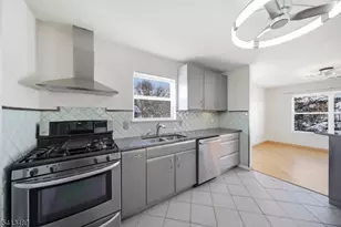 8 Jennifer Dr, East Hanover Township, NJ 07936 - Photo 9