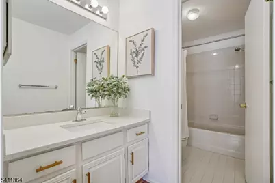 42 Fieldstone Road, Bedminster Township, NJ 07921 - Photo 9