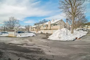 42 Fieldstone Rd, Bedminster Township, NJ 07921 - Photo 17