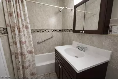 5-13 Ascension St #2A, Passaic, NJ 07055 - Photo 9