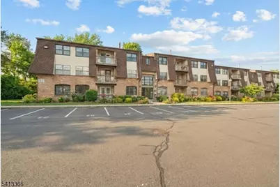 209 Green Hollow Dr, Woodbridge Township, NJ 08830 - Photo 1