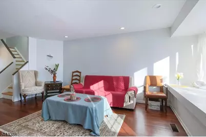 180 Marion Dr, West Orange Township, NJ 07052 - Photo 3