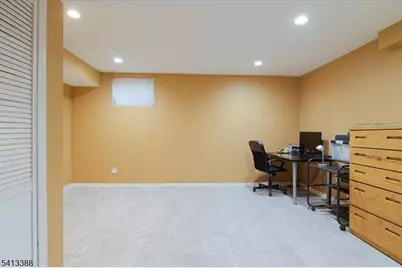 180 Marion Dr, West Orange Township, NJ 07052 - Photo 21