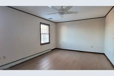 16 Magnolia Ln, Caldwell Boro Twp., NJ 07006 - Photo 11