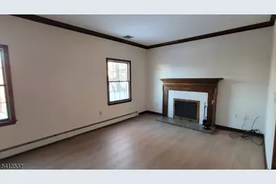 16 Magnolia Ln, Caldwell Boro Twp., NJ 07006 - Photo 7