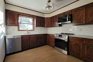 16 Magnolia Ln, Caldwell Boro Twp., NJ 07006 - Photo 5