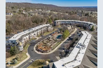 469 Victoria Drive #469, Bridgewater Twp., NJ 07920 - Photo 25