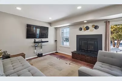 371 Hawkshead Way, Franklin Township, NJ 08873 - Photo 7