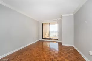 900 Palisade Ave, Fort Lee, NJ 07024 - Photo 19