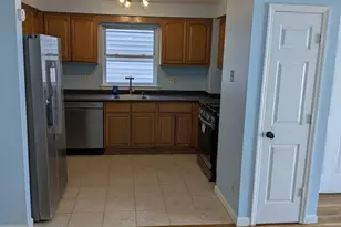 21 Hecker St, Newark, NJ 07103 - Photo 3