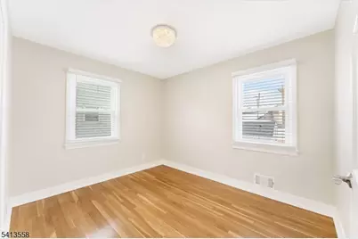 847 Dennis Pl, Linden, NJ 07036 - Photo 17