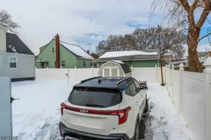 847 Dennis Pl, Linden, NJ 07036 - Photo 23