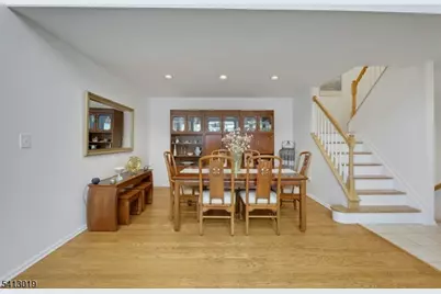 211 Warbler Dr, Wayne, NJ 07470 - Photo 9