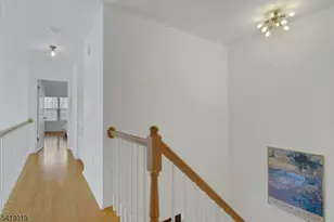 211 Warbler Dr, Wayne, NJ 07470 - Photo 21