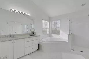 211 Warbler Dr, Wayne, NJ 07470 - Photo 25