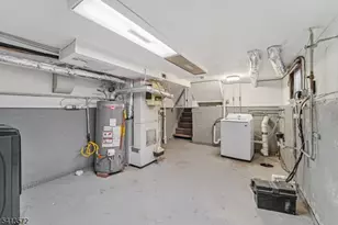 32 Waverly Dr, Edison, NJ 08817 - Photo 41