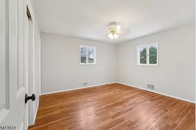 32 Waverly Dr, Edison, NJ 08817 - Photo 27